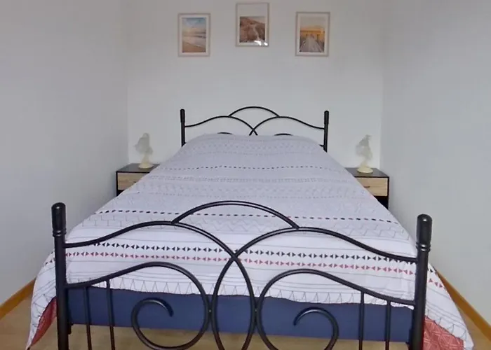 Cosy Parking Prive Situe Au Coeur Du Village דירה